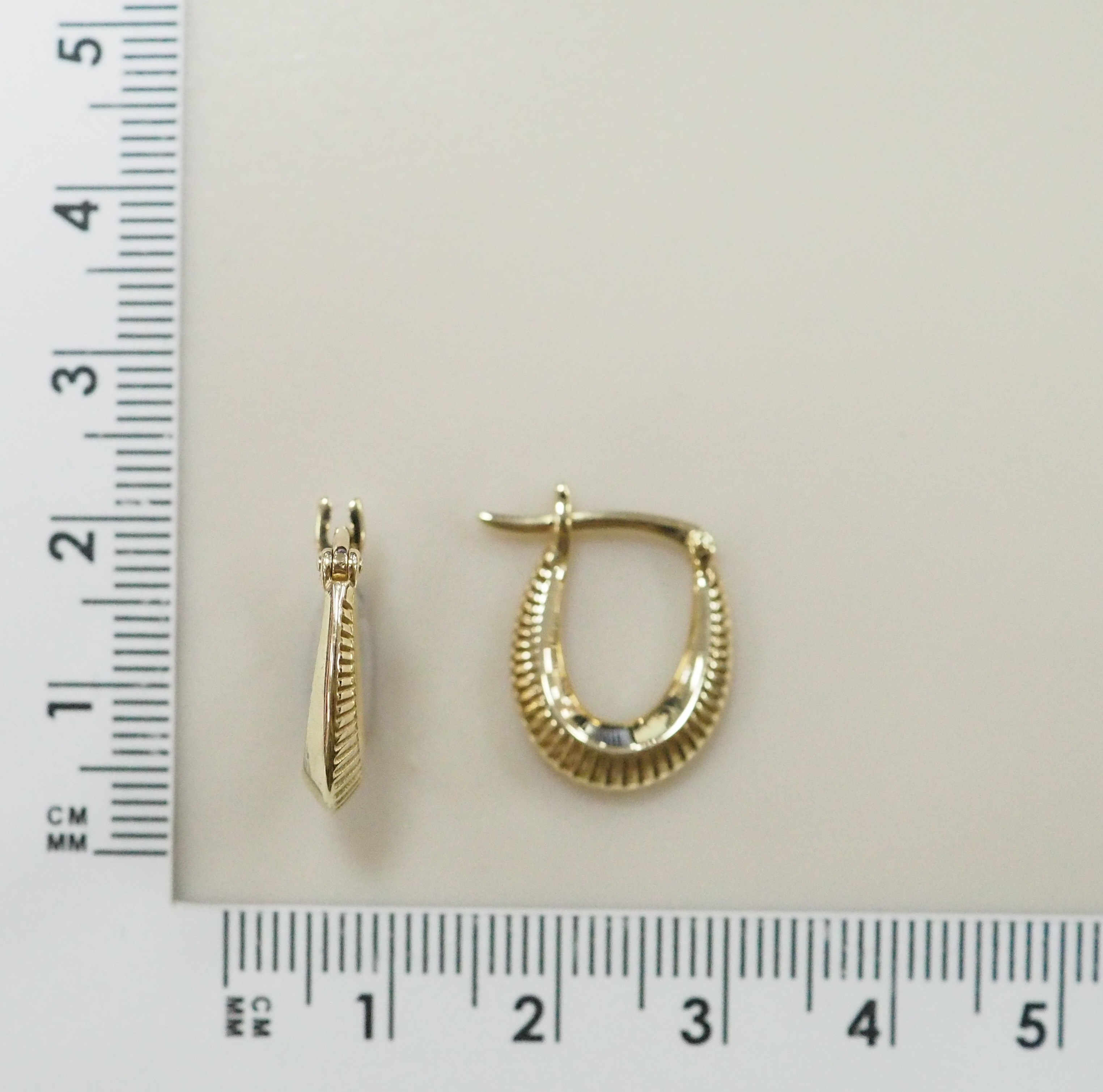 Серьги из желтого золота